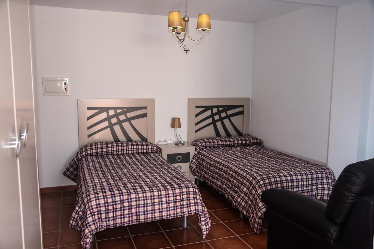 Suites Trastamara Montiel Exterior photo